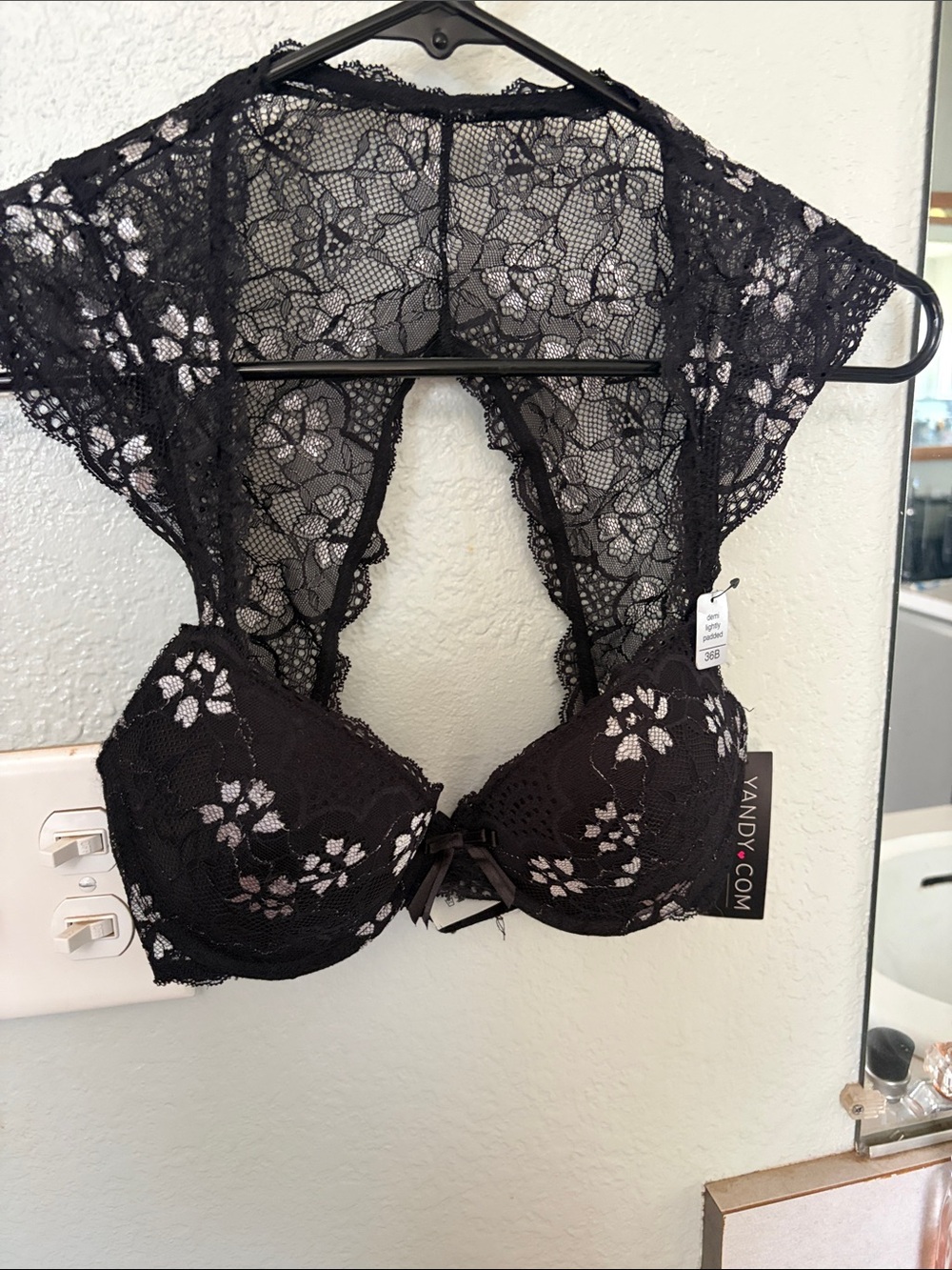 Yandy Black Floral Lace Push-Up Bra with Lace Back Panel